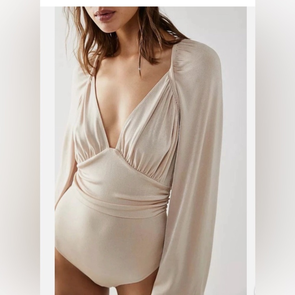 NWT! Intimately Free People In Your Arms Bodysuit Blossom Pearl Size: large